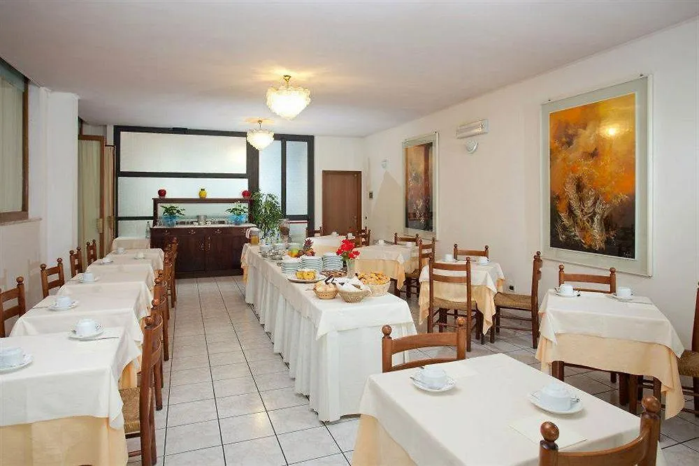 Grand Hotel Bolognese Salsomaggiore Terme 3*,  Italia